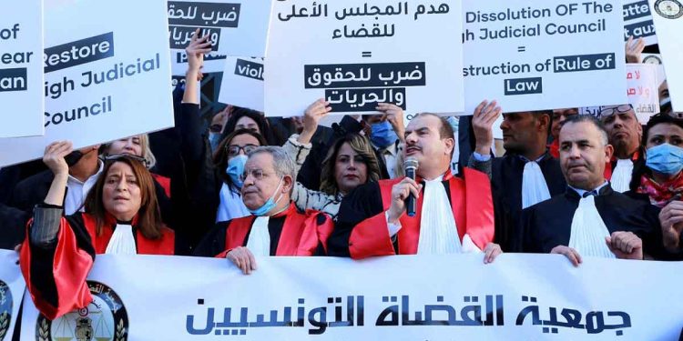 Tunisia: Three Dismissed Judges on Hunger Strike