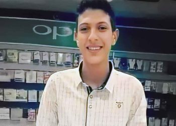 الشاب المصري كريم صفوت