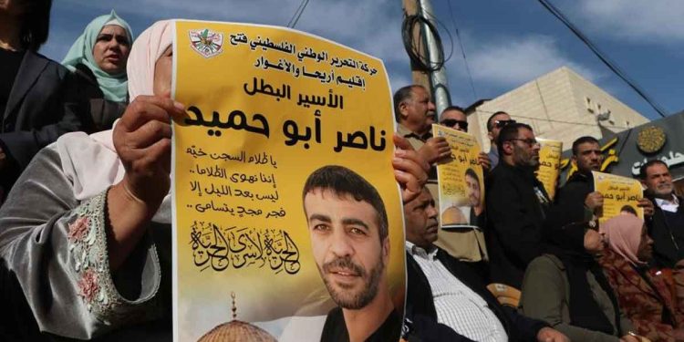 تدهور الوضع الصحي للأسير الفلسطيني ناصر أبو حميد
