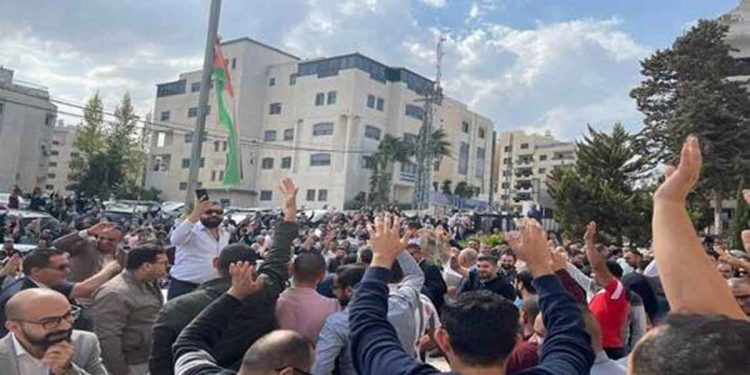 إلغاء نقابة الأطباء في فلسطين