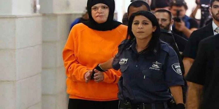 الأسيرة الفلسطينية إسراء الجعابيص