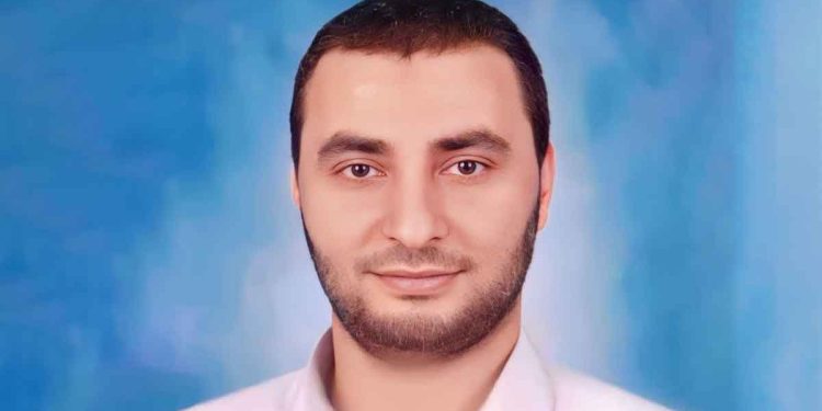 وفاة المعتقل علاء السلمي إثر إضرابه عن الطعام