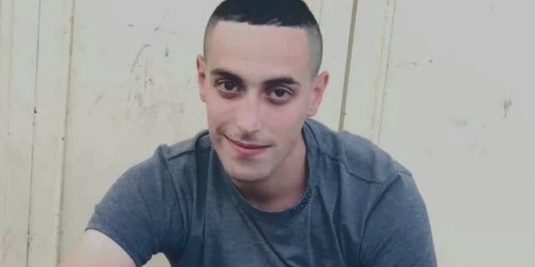 وفاة الفلسطيني “محمد أبو كشك” متأثراً بإصابته بالرصاص الإسرائيلي