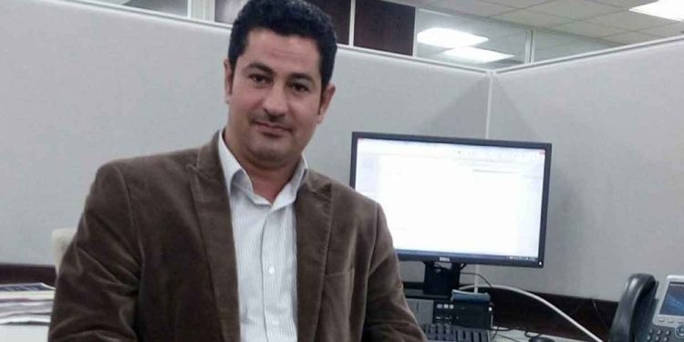 الصحافي عمرو شنن