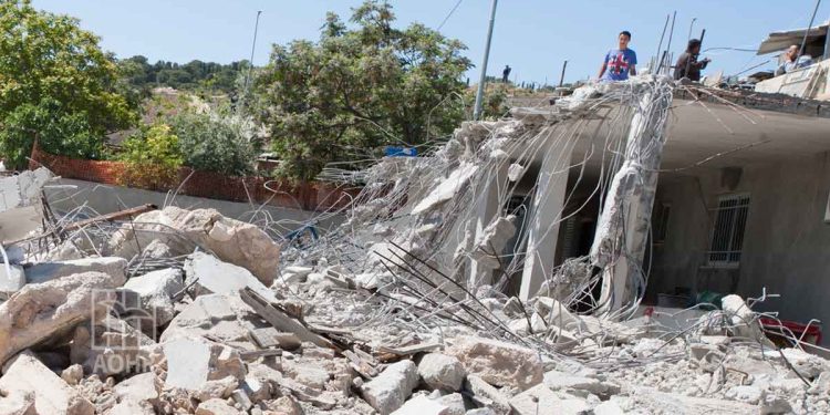 IOF Razes 18 Commercial Facilities in Occupied Jerusalem