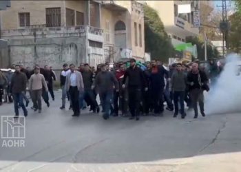 الأمن الفلسطيني يقمع مشيعي أحد قتلى مجزرة مخيم جنين