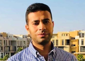 الصحفي المصري هشام عبدالعزيز