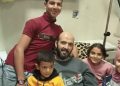 أصدرت سلطات الاحتلال أمر اعتقال إداري جديد مدته ستة أشهر، بحقّ الأسير الفلسطيني خالد النوابيت (44 عاما) من بلدة برقة جنوب شرق رام الله، رغم صعوبة وضعه الصحي.
