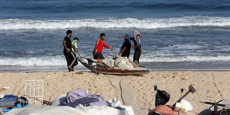 Body of a Palestinian Fisherman Hit by an Egyptian Navy Boat Finally Found