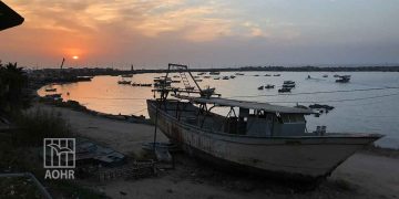 غزة.. الاحتلال الإسرائيلي يعتقل 4 صيادين ويستولي على مركبهم