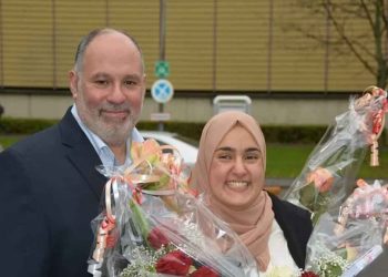 السلطات المصرية تعتقل والد الناشطة فجر العادلي بمطار القاهرة