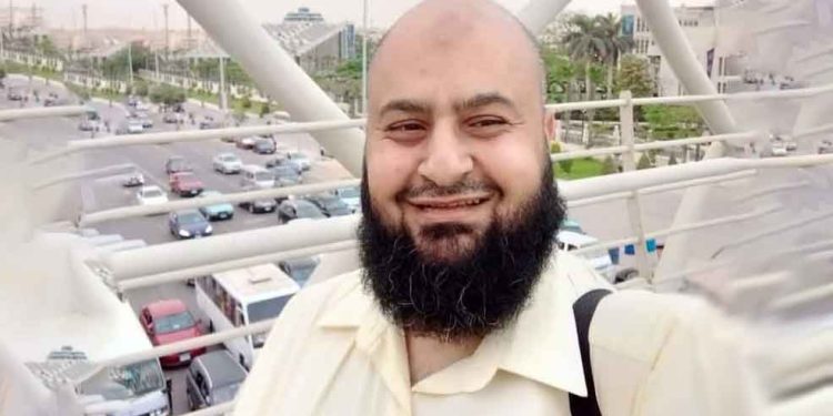 ديد حبس الأكاديمي المصري أحمد الطباخ