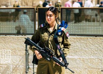 صورة من الارشيف