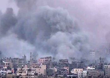 7703 قتلى منهم 3595 طفلاً في عدوان الاحتلال على غزة