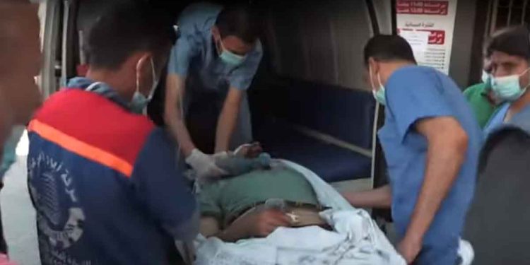 طائرات الاحتلال الإسرائيلي الحربية تواصل قصفها لمناطق مختلفة من قطاع غزة
