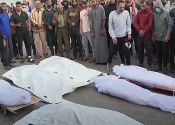 مقتل رئيس المجلس التشريعي بالإنابة ومدير مستشفى في قصف للاحتلال