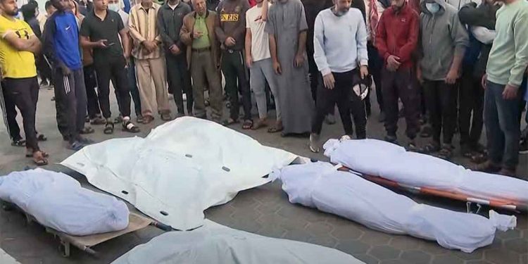 مقتل رئيس المجلس التشريعي بالإنابة ومدير مستشفى في قصف للاحتلال