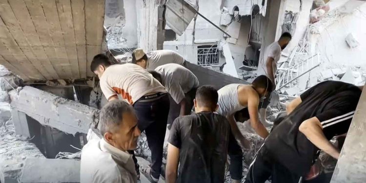 مقتل 9488 فلسطينيا بينهم 3900 طفل في العدوان على غزة