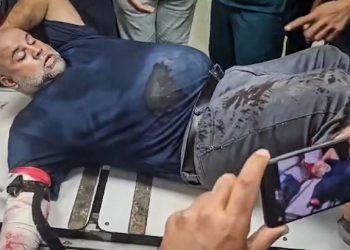 الاحتلال الإسرائيلي يغتال مصور “الجزيرة” ويعتدي على صحفيين آخرين