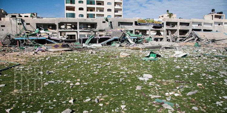 صورة من الارشيف