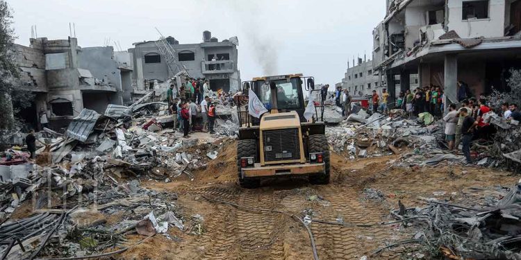 IOF destroys 70% of the Gaza municipality’s vehicles