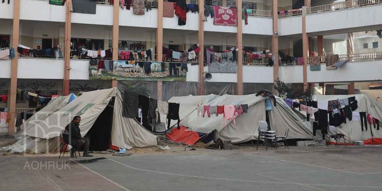 سكان غزة ينامون في العراء