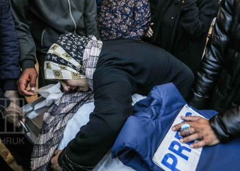 سلطات الاحتلال الإسرائيلي تستهدف الصحفيين الفلسطينيين بشكل ممنهج ومتعمد