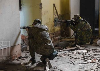 IOF arrests 28 Palestinians in West Bank, bringing the tally to 6,420 since Oct. 7