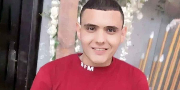 عاصف عبد المعطي محمد الرفاعي (22 عاما)