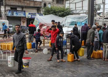 نقص المياه الصالحة للشرب وانتشار الأمراض في غزة