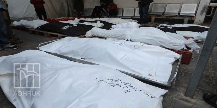 أقدم جيش الاحتلال الإسرائيلي على قتل أكثر من 400 فلسطيني، وتدمير وحرق 1050 منزلا في محيط مجمع الشفاء الطبي بمدينة غزة