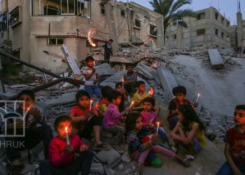 يعاني 600 ألف طفل في رفح جنوب قطاع غزة، من الجوع والخوف