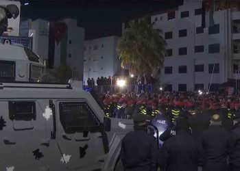 السلطات الأردنية تواصل اعتقال 60 متضامنا مع غزة