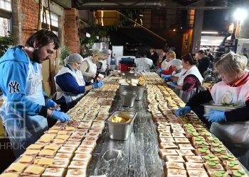 صورة من الارشيف لمنظمة "المطبخ المركزي العالمي"