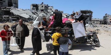 النازحون في غزة أجبروا على الفرار 6 مرات