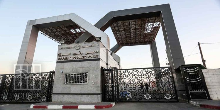 Israeli full control over the Gaza crossings continues for the 19th day