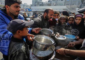 يعيش سكان قطاع غزة حياة بائسة للغاية، ويحتاجون إلى كل شيء، وفق وكالة الأمم المتحدة لغوث وتشغيل اللاجئين الفلسطينيين (أونروا).