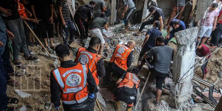 16 قتيلاً فلسطينياً في مجزرة للاحتلال الإسرائيلي وسط غزة