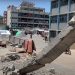 عشرات القتلى والجرحى، إثر قصف جوي إسرائيلي استهدف بوابة مدرسة تؤوي نازحين فلسطينيين جنوبي قطاع غزة