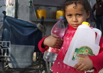 غزة.. أوامر الإخلاء الجديدة توقف 10 آبار مياه في دير البلح