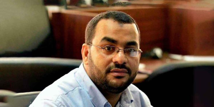 الصحفي المصري المعتقل ياسر أبو العلا يواصل إضرابه عن الطعام