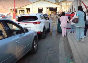 نازحون بالآلاف من البنان الى سوريا هربا من العدوان الإسرائيلي