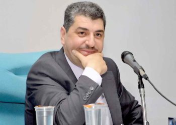 تراجع في صحة الصحفي المعتقل أحمد حسن الزعبي