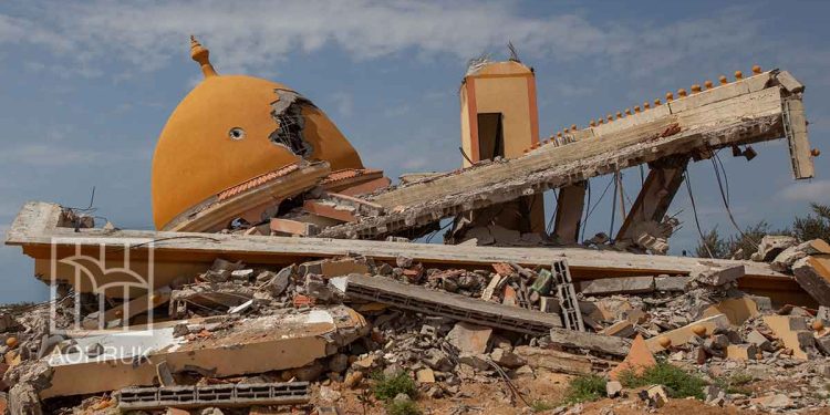 The Israeli Occupation Destroyed 814 Mosques and 19 Cemeteries in Gaza During the Genocide