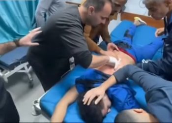 الاحتلال يستهدف الكوادر الطبية ومنشآت الإسعاف في لبنان وغزة