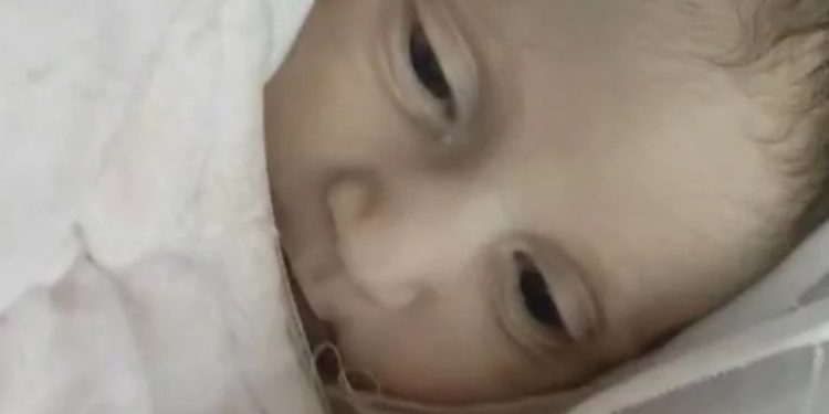 حرب الإبادة مستمرة.. وفاة رضيعة في غزة بسبب البرد الشديد