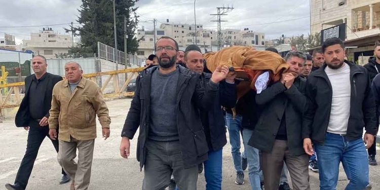 وفاة الفلسطينية إيمان جرادات بسبب عرقلة الاحتلال نقلها إلى المستشفى