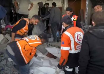 انتشال جثث الضحايا في غزة.. معاناة إنسانية ومخالفات قانونية