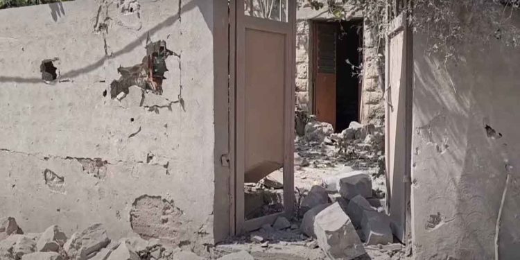 جيش الاحتلال يواصل أعمال الهدم والتجريف في القرى اللبنانية الحدودية