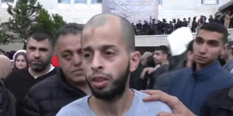 قائمة المعتقلين الفلسطينيين المقرر الإفراج عنهم اليوم (أسماء)
